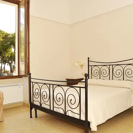 Tenuta Nucci Bed & Breakfast *